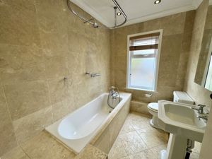 Family Bathroom- click for photo gallery